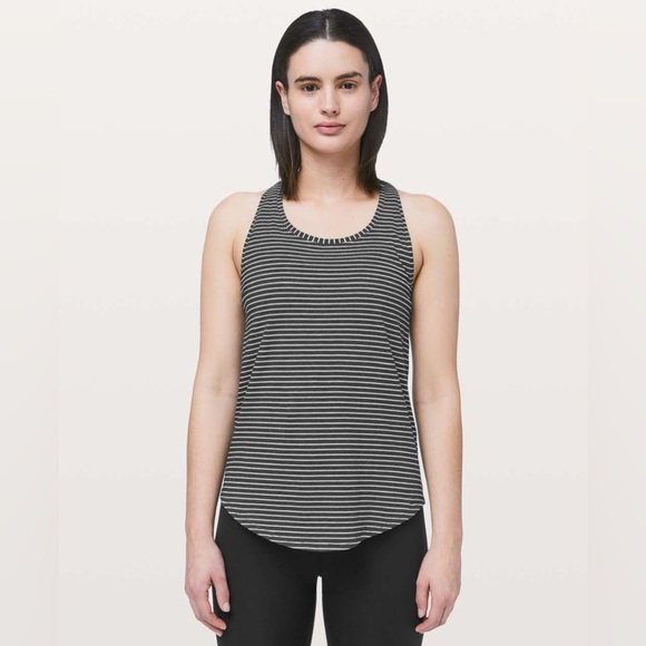 LULULEMON Love Tank *Pleated - Modern Stripe Black White - W1BUZS - Sz 2 - Picture 3 of 7